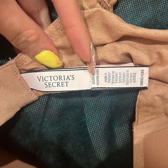 🔥Victoria's Secret Brown Intimates Bra🔥 - Picture 3 of 4